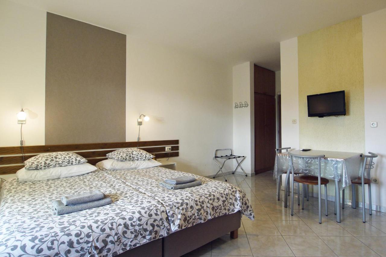 Paklenica Sport Apartments Starigrad Paklenica Luaran gambar