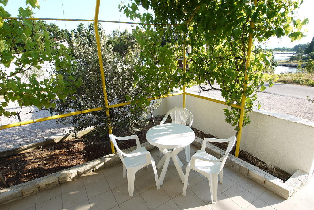 Paklenica Sport Apartments Starigrad Paklenica Bilik gambar