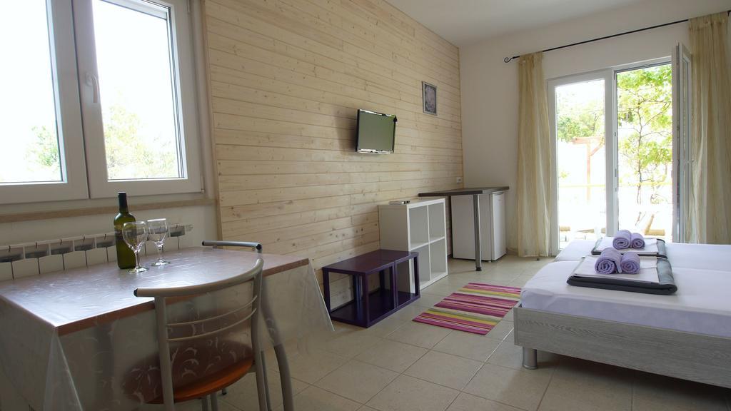 Paklenica Sport Apartments Starigrad Paklenica Bilik gambar